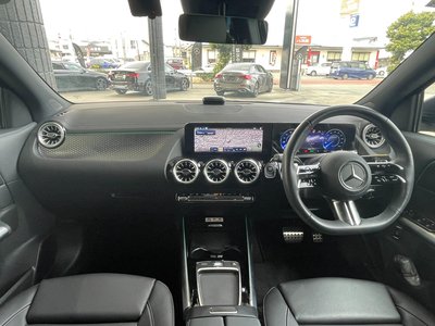 MERCEDES-BENZ EQA - 7