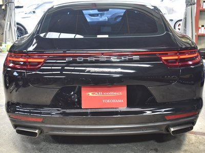 PORSCHE PANAMERA - 8