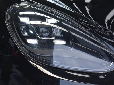 PORSCHE PANAMERA - 9