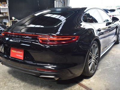 PORSCHE PANAMERA - 5