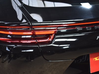 PORSCHE PANAMERA - 10