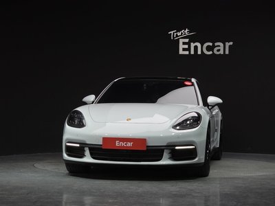 PORSCHE PANAMERA - 2