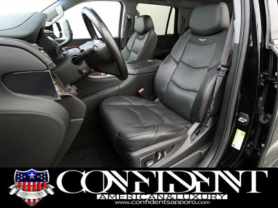 2016 Cadillac ESCALADE — миниатюра 30