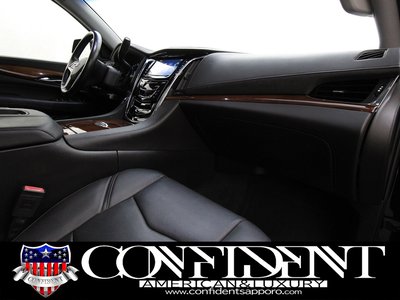 2016 Cadillac ESCALADE — миниатюра 54