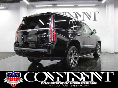 2016 Cadillac ESCALADE — миниатюра 19
