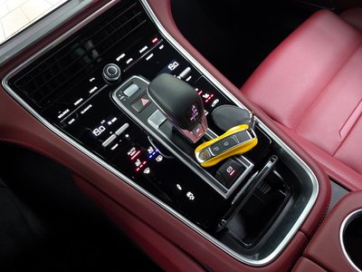 PORSCHE PANAMERA - 9