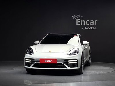 PORSCHE PANAMERA - 2