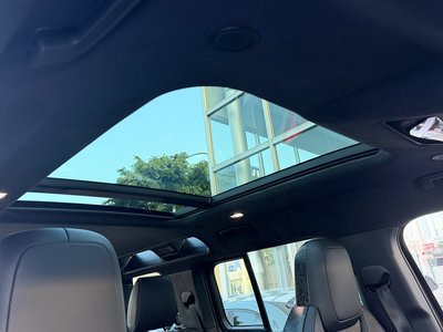 2025 LAND Rover DEFENDER 缩略图 13