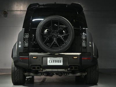 LAND ROVER DEFENDER - 8