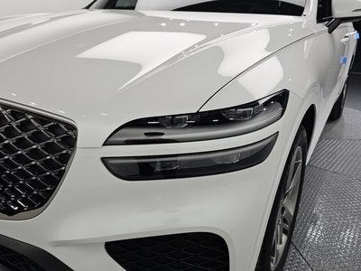 صورة 9 لـ 2021 Genesis GV70