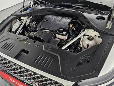 صورة 7 لـ 2021 Genesis GV70