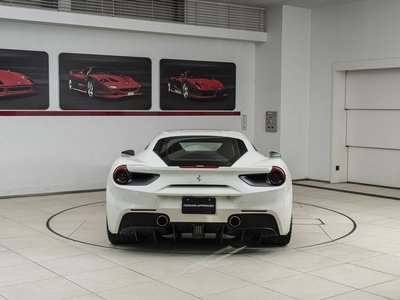 صورة 7 لـ 2016 FERRARI 488 GTB