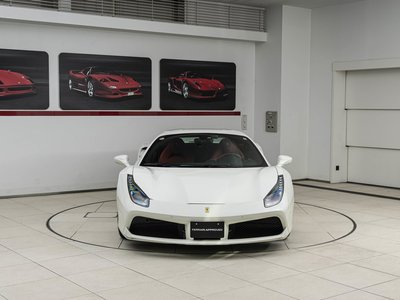 صورة 3 لـ 2016 FERRARI 488 GTB