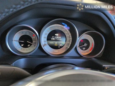 MERCEDES-BENZ E-CLASS - 6