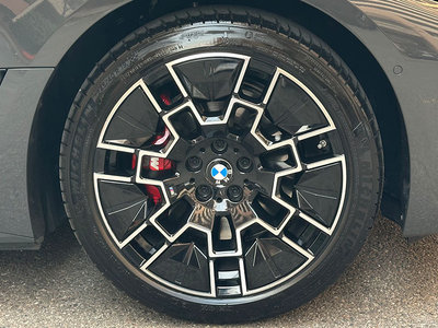 2025 BMW I4 缩略图 13