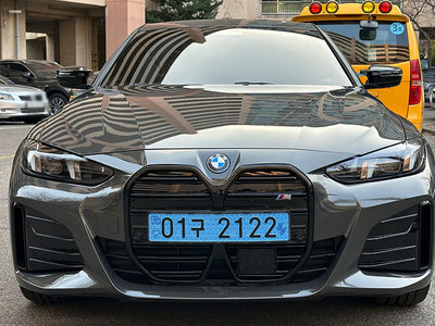 BMW I4 - 1