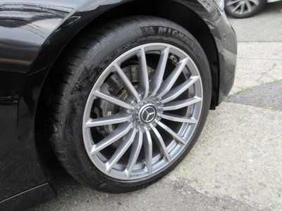 MERCEDES-BENZ GT AMG - 9