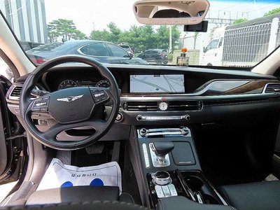 2020 Genesis G90 — фото 4