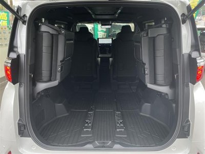 2025 Toyota ALPHARD thumbnail 41