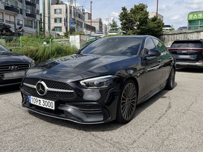 MERCEDES-BENZ C-CLASS