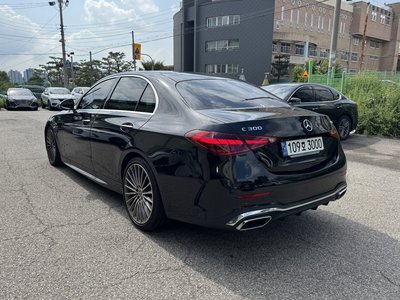 MERCEDES-BENZ C-CLASS - 4