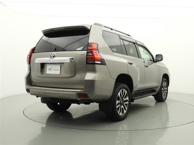 TOYOTA LAND CRUISER - 8