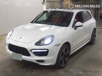 PORSCHE CAYENNE - 4