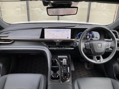 TOYOTA CROWN SPORT - 3