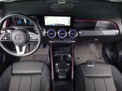 MERCEDES-BENZ GLB - 5