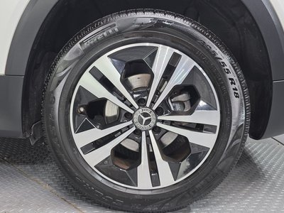 MERCEDES-BENZ GLB - 8