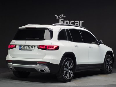 MERCEDES-BENZ GLB - 3