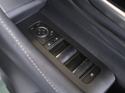 صورة مصغرة 24 لـ 2025 TOYOTA ALPHARD