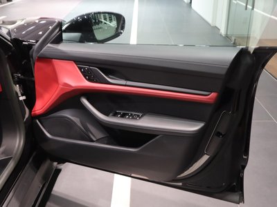 2023 Porsche TAYCAN — миниатюра 25