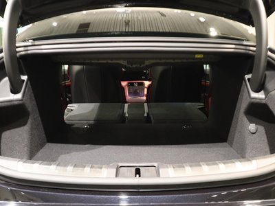 2023 Porsche TAYCAN — миниатюра 23
