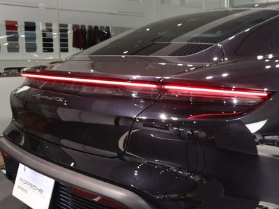 2023 Porsche TAYCAN — миниатюра 13