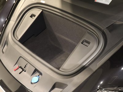 2023 Porsche TAYCAN — миниатюра 20