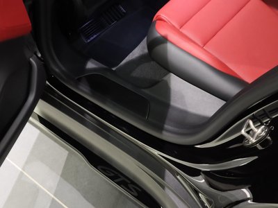 2023 Porsche TAYCAN — миниатюра 28