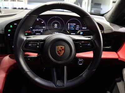 2023 Porsche TAYCAN — миниатюра 33