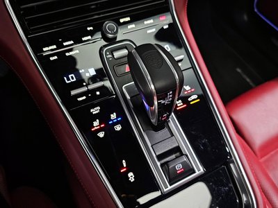 PORSCHE PANAMERA - 9