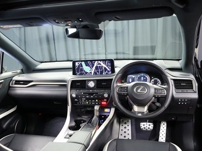 LEXUS RX - 9
