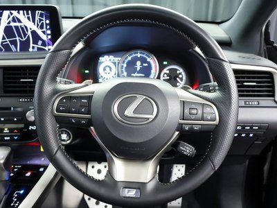 LEXUS RX - 8
