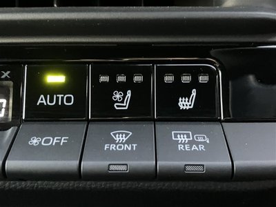 2025 Toyota CROWN SPORT 照片 18