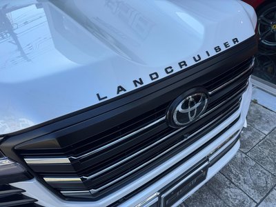 TOYOTA LAND CRUISER 300 - 6