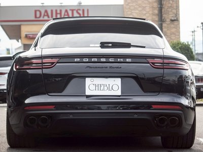 PORSCHE PANAMERA - 6