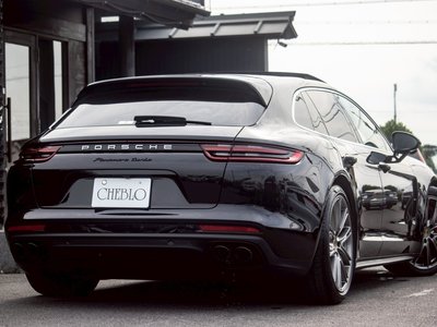 PORSCHE PANAMERA - 10