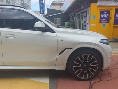 صورة 7 لـ 2025 BMW X6