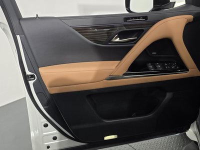 2025 Lexus LX 缩略图 14