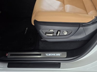 2025 Lexus LX 缩略图 30
