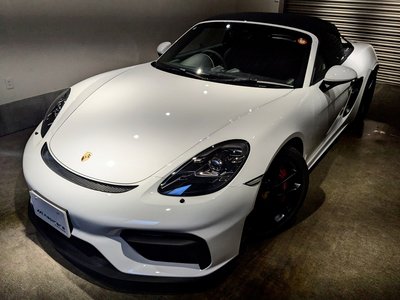 PORSCHE 718 SPYDER - 2
