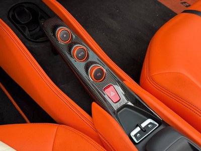 FERRARI F8 SPIDER - 10